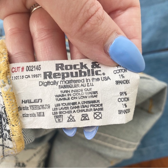 Rock and Republic Low-Rise Flare Jeans - Picture 12 of 14